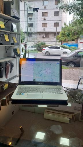 عکس رشت لپ تاپ