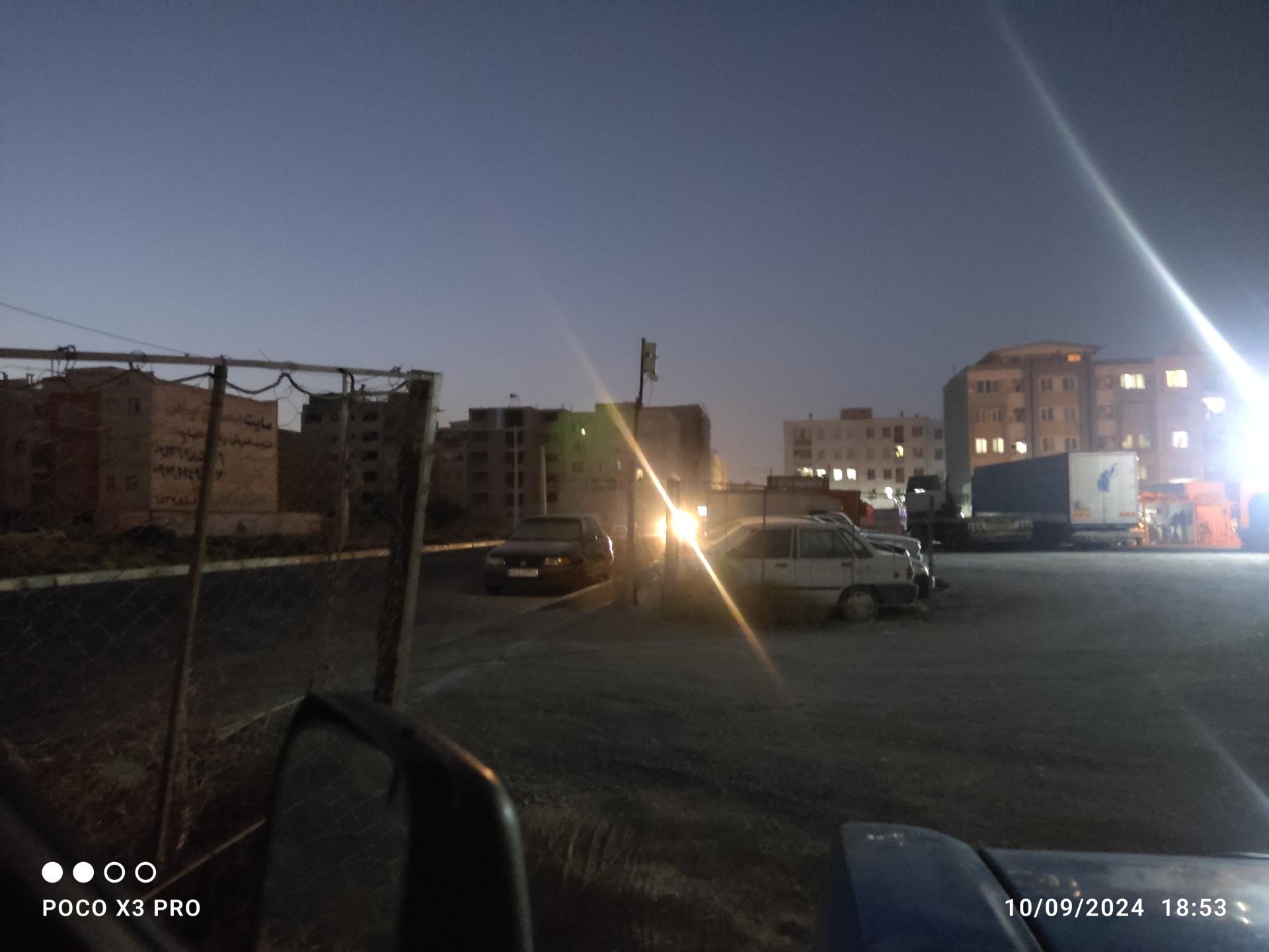 عکس پارکینگ شبانه روزی