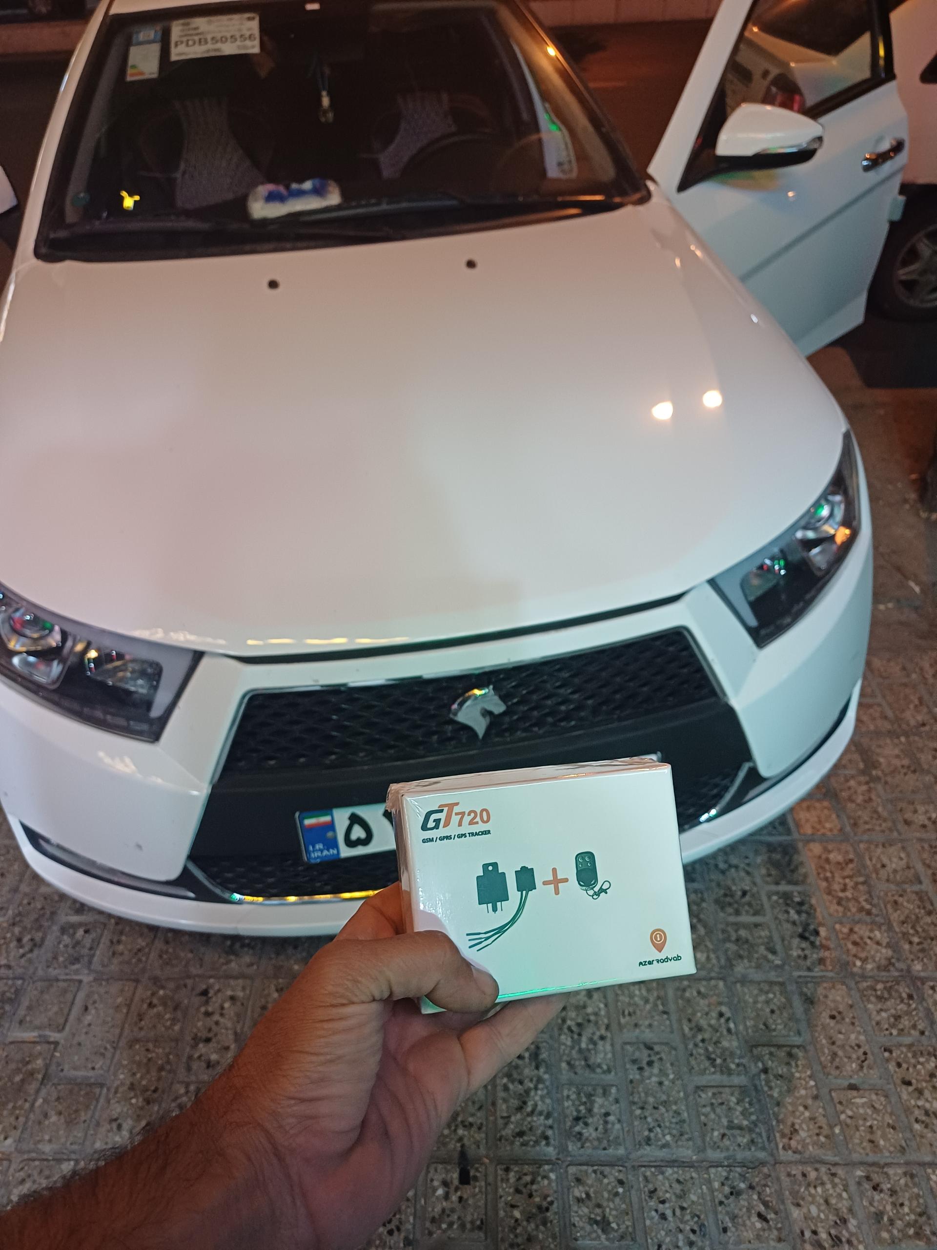 عکس ردیاب و دزدگیر اطمینان