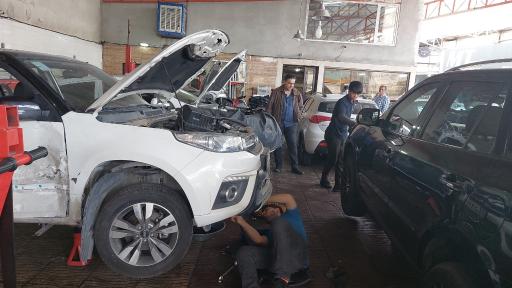 عکس تعمیرگاه گیربکس اتوماتیک تعمیرکار