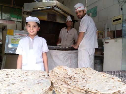 نانوایی سبوسدار الرحمن شهر ابریشم