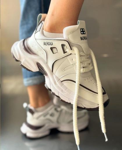 عکس دفتر فروش و پخش مجموعه گروه های تولیدی و پخش ویوان 