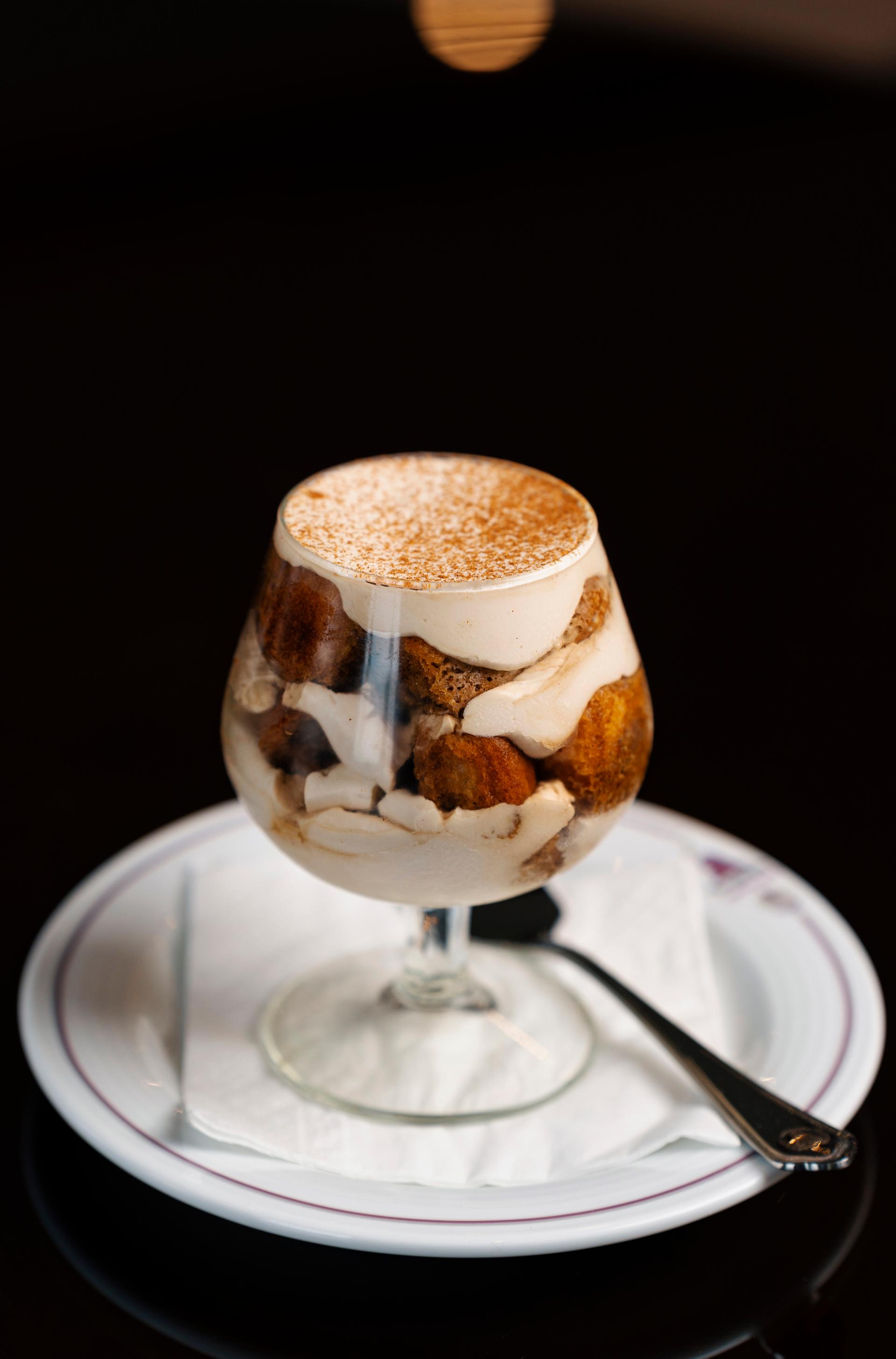 عکس کافی شاپ پارمیس