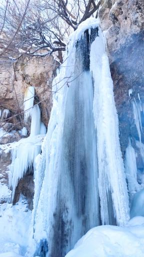 عکس آبشار فصلی چناقچی