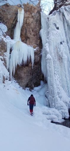 عکس آبشار فصلی چناقچی