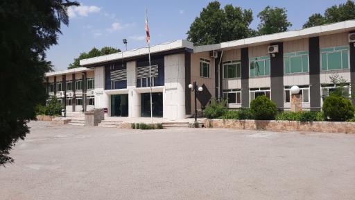 عکس باغ دبیرستان غیردولتی نصر 