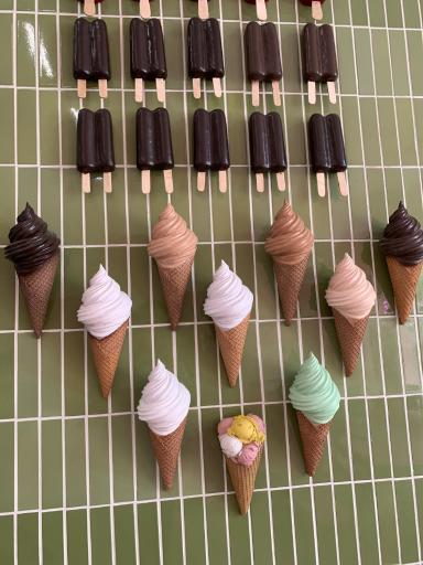 کافه بستنی ماه