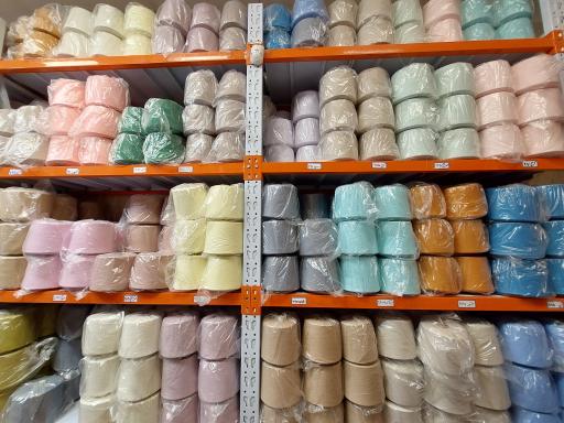 عکس آریا نخ جوراب بافی شعبه ۱