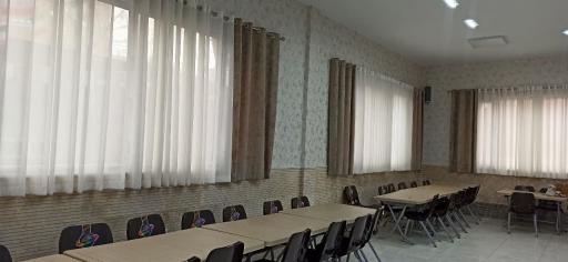 عکس دبیرستان دخترانه فرزانگان ۳ تهران