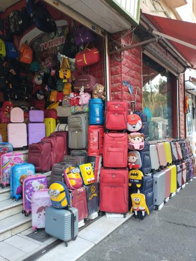 عکس فروشگاه کیف وکفش