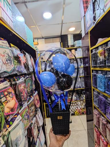 عکس ظرف یکبار مصرف و تم تولد دیسفان لند 