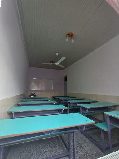 عکس دبیرستان دخترانه نرجس