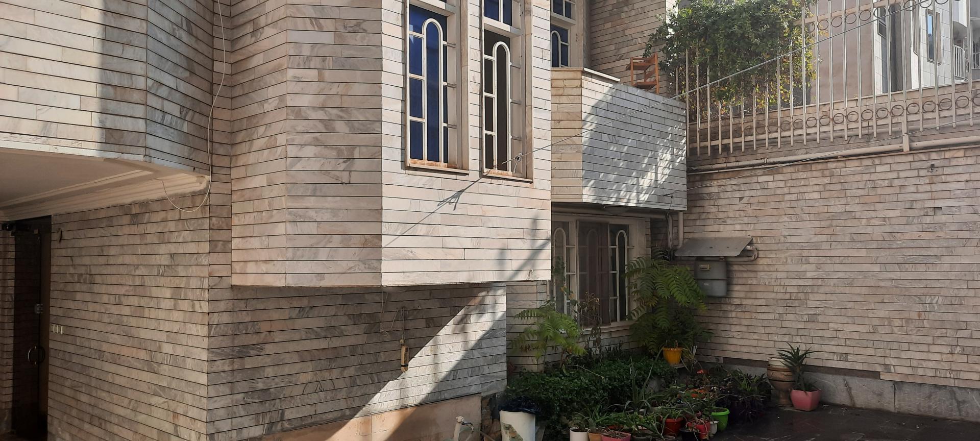 عکس خانه کنکور دخترانه آریانا