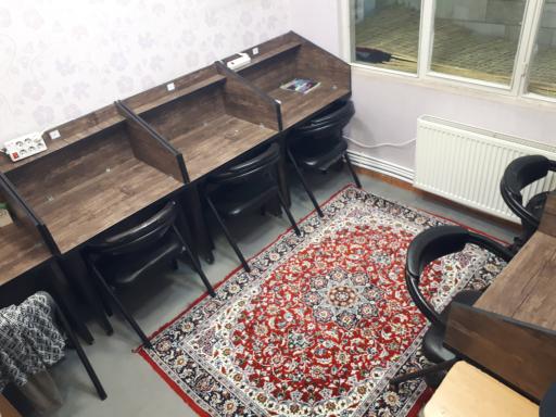 عکس خانه کنکور دخترانه آریانا