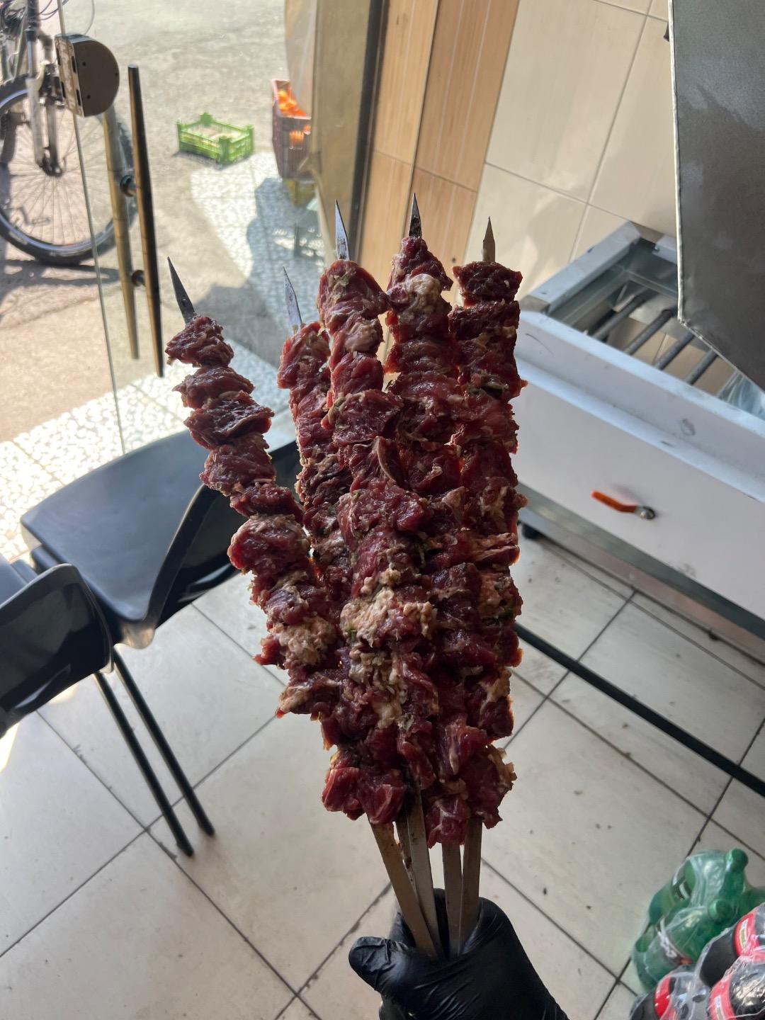 عکس کبابی پذیرا