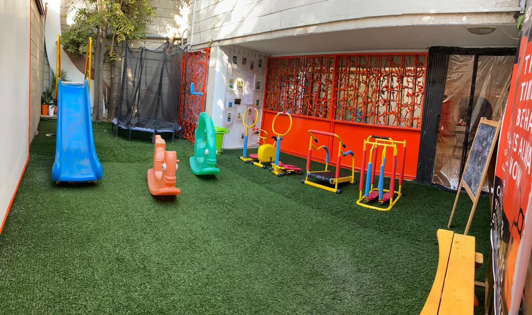 عکس خانه بازی خانه کودک ابرسفید