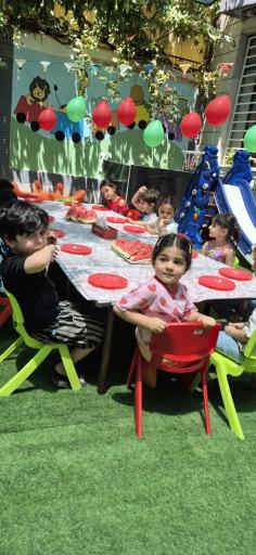 خانه بازی و یادگیری کودک کیمیا