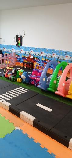 عکس خانه بازی کبوترانه