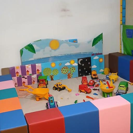 عکس خانه بازی کبوترانه