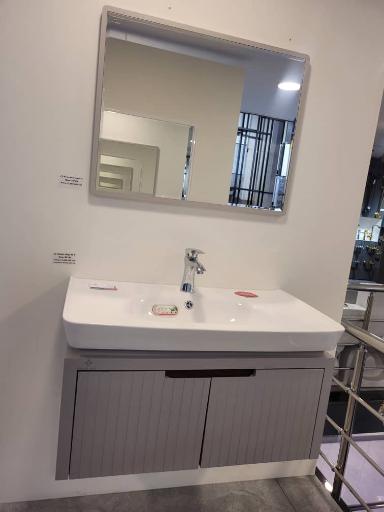 عکس کلینیک ساختمانی روژدا