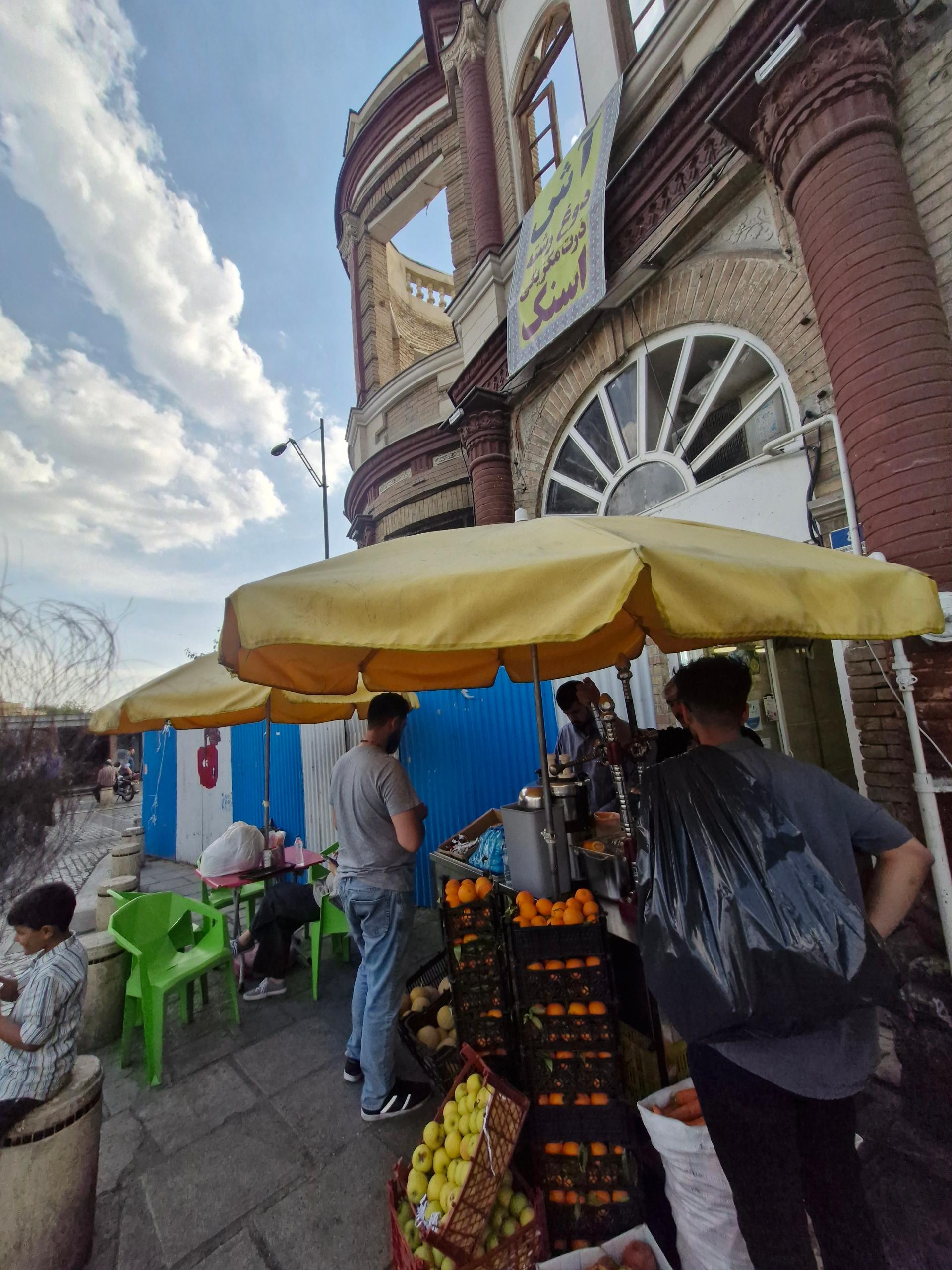 عکس آبمیوه گیری حسن اباد 