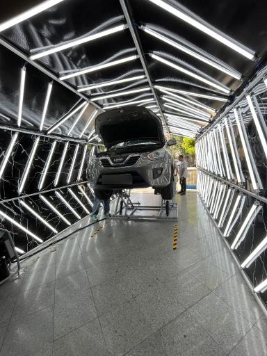 عکس کارشناسی خودرو و تشخیص رنگ اتورنگ