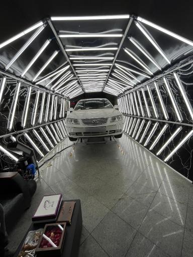 عکس کارشناسی خودرو و تشخیص رنگ اتورنگ