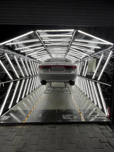 عکس کارشناسی خودرو و تشخیص رنگ اتورنگ