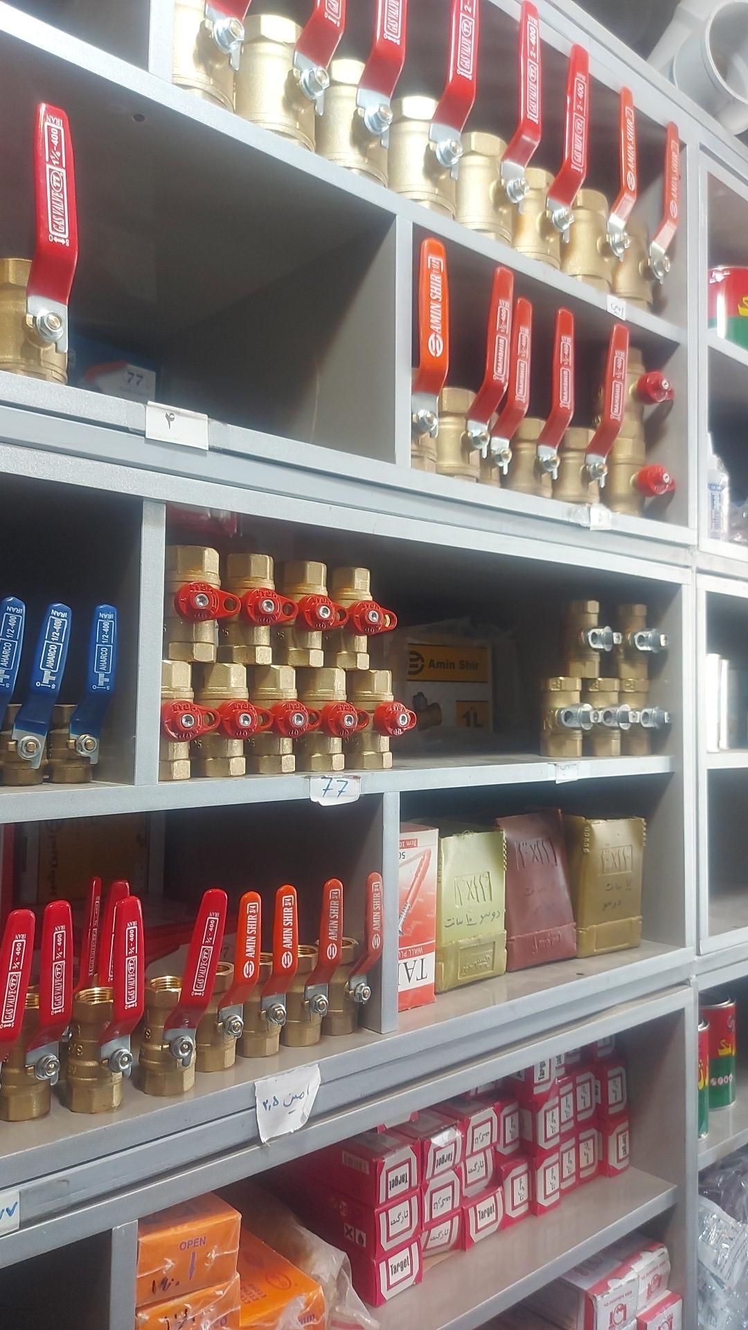 عکس لوله کشی گاز حسین منوری