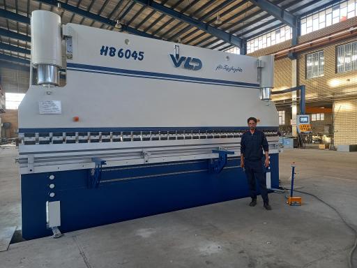 عکس ماشین سازی بزرگ دیانی