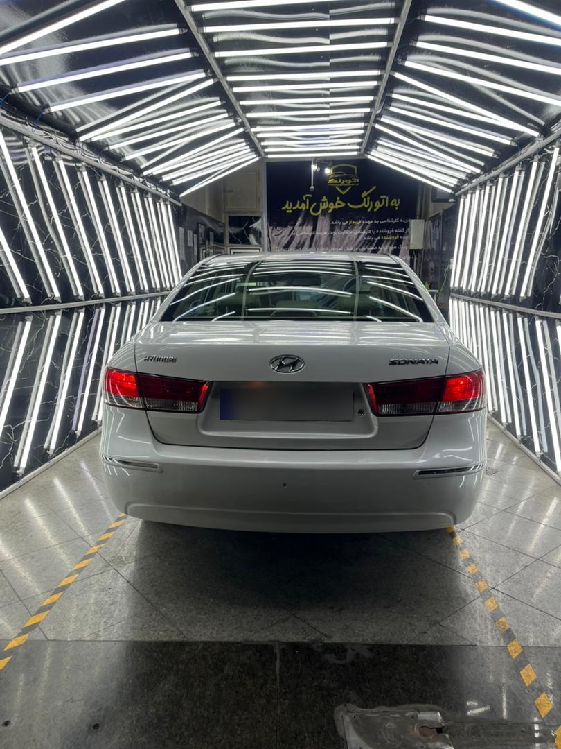 عکس کارشناسی خودرو و تشخیص رنگ اتورنگ