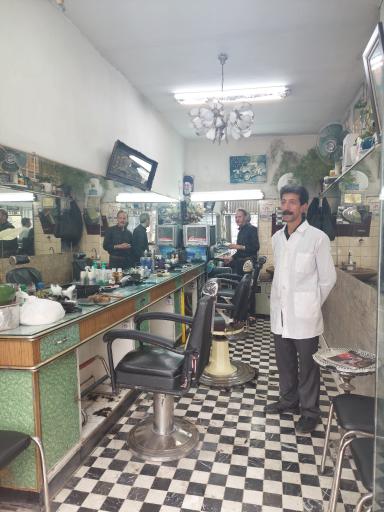 عکس آرایشگاه شمشیری
