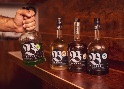 عکس کافه بارهس