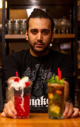 عکس کافه بارهس