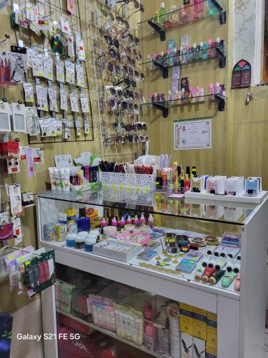 عکس اکسسوری دختر ایرونی