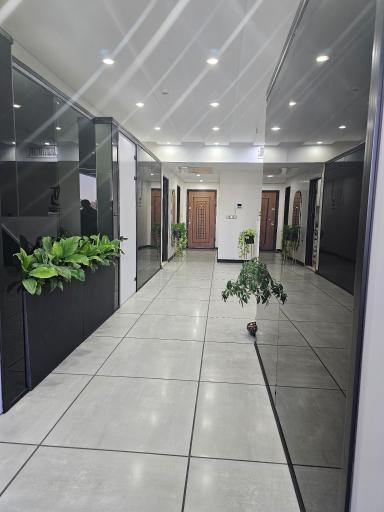 عکس کلینیک پوست و مو زیبایی اُکتا