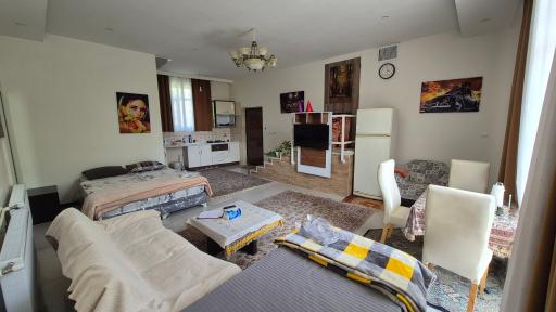 عکس اقامتگاه گل زنبق 