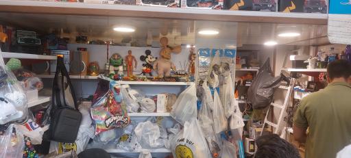 عکس تعمیرات و فروشگاه اسباب بازی صبا