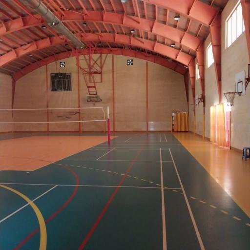 عکس سالن ورزشی عدل (مسابقات تنیس روی میز المپیاد دانشجویان پسر)