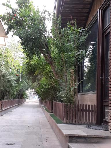 عکس کافه قنادی باغچه رستوران بلوط