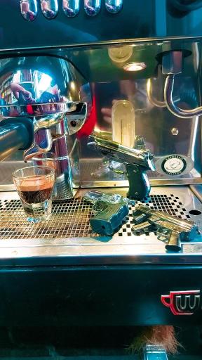 عکس قهوه سرای همسفر