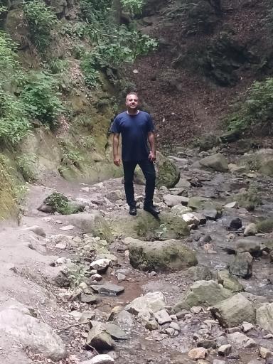 عکس آبشار هلی دره