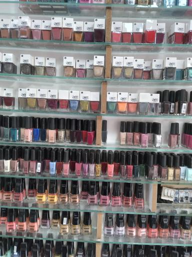 عکس آرایشی بهداشتی نفیس