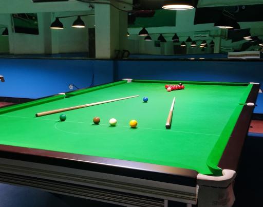 عکس بیلیارد شارون ایت