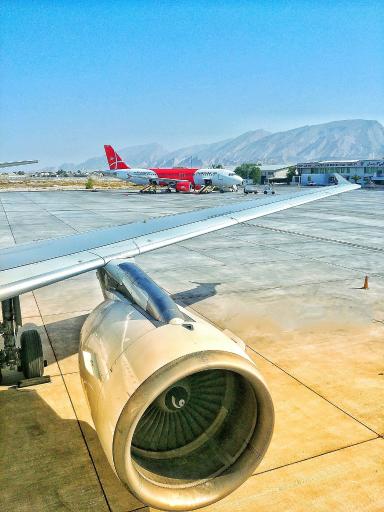 عکس فرودگاه بین المللی لارستان