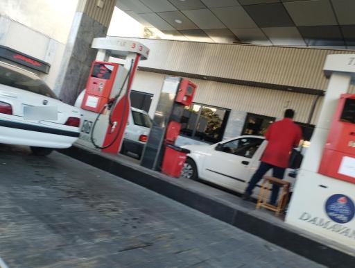 عکس پمپ بنزین سجاد (بزرگمهر)
