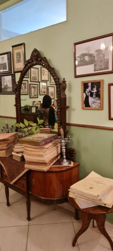 کافه کتاب اثر