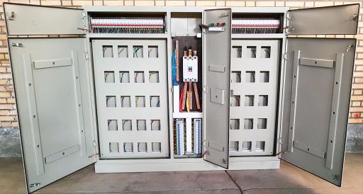 عکس شرکت غرب تابلو کرج