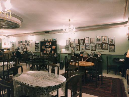 عکس کافه کتاب اثر