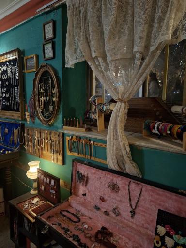 عکس کافه کتاب اثر